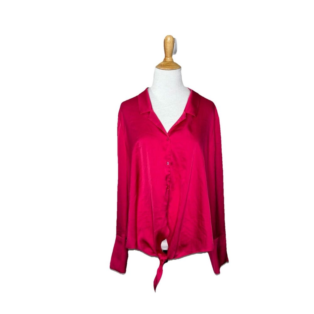 Worthington Pink Satin Button Down Tie at waist Button Down Shirt Size Medium